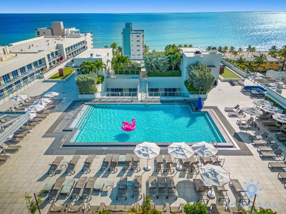 Lx Oasis Beachfront-Rt Infinity Pool Hollywood Buitenkant foto