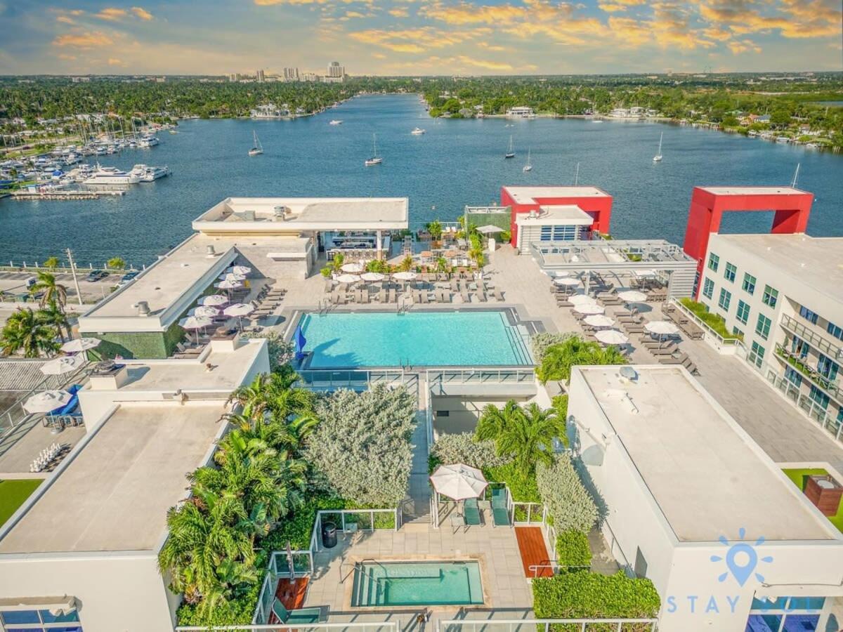 Lx Oasis Beachfront-Rt Infinity Pool Hollywood Buitenkant foto