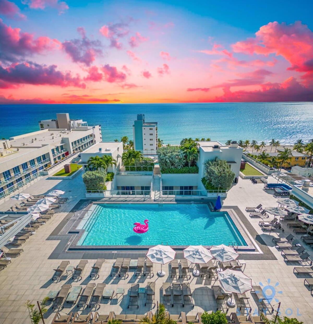 Lx Oasis Beachfront-Rt Infinity Pool Hollywood Buitenkant foto