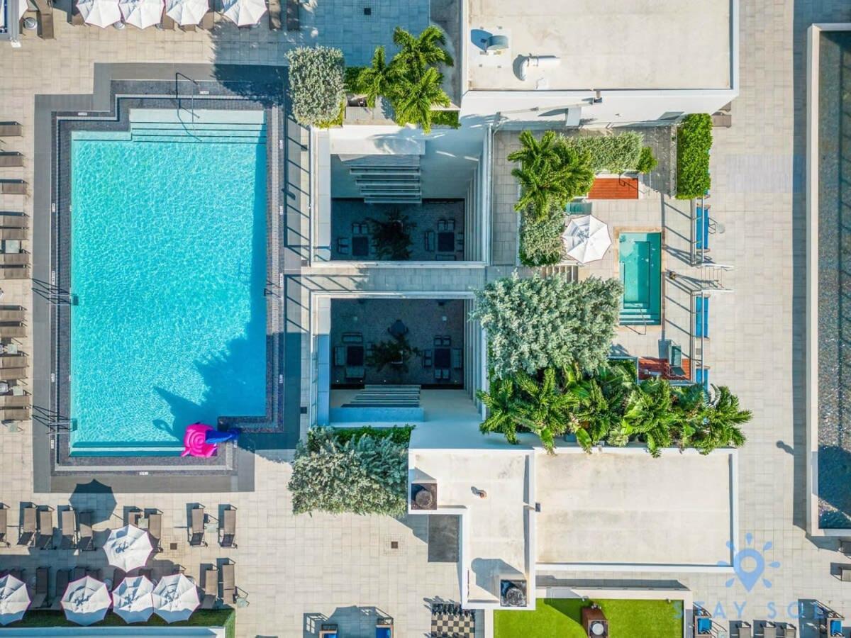 Lx Oasis Beachfront-Rt Infinity Pool Hollywood Buitenkant foto